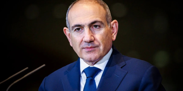 Paşinyan: Ermənistan Azərbaycanla kommunikasiya və ticarət layihələrinin icrası üçün işləyir