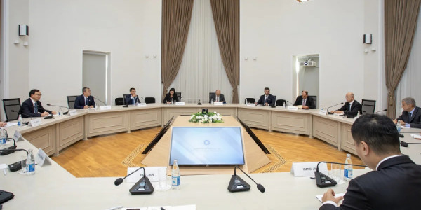 Azərbaycan və Çin Xəzərdə mümkün enerji layihələrini müzakirə edib