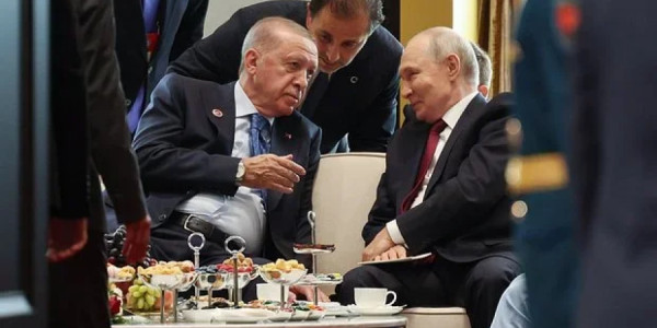 Putin və Ərdoğan Bişkekdə bir araya gəlib