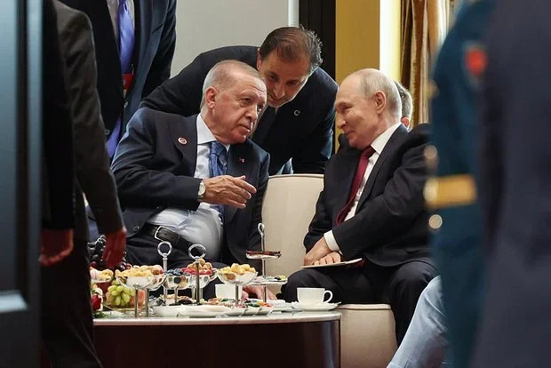 Putin və Ərdoğan Bişkekdə bir araya gəlib