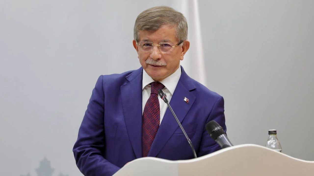 Davutoğlu haqqında istintaq başladı
