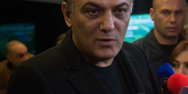 İrəvanın keçmiş merinin həbsi uzadılıb