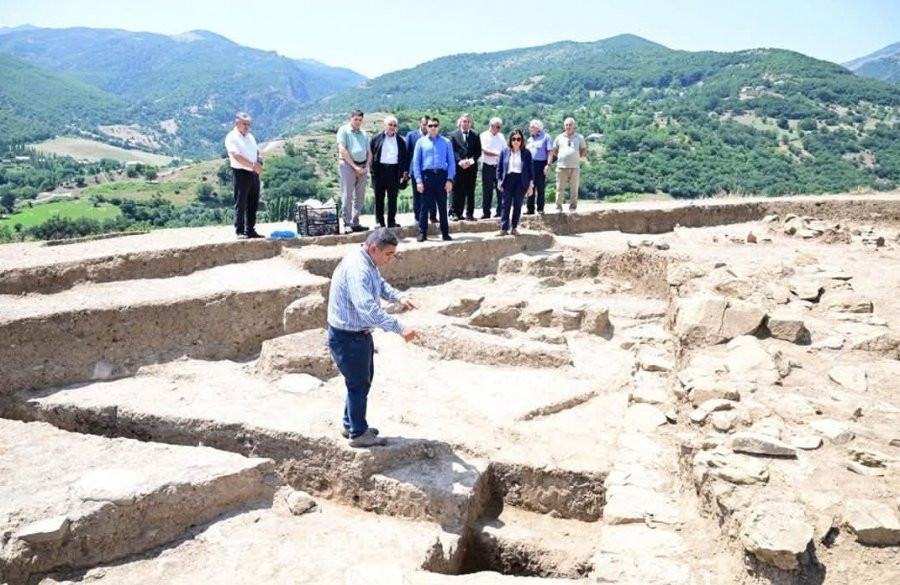Azərbaycan arxeologiyası üçün ilk və təkrarolunmaz kəşf tapılıb