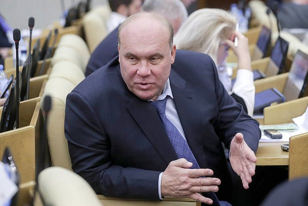 Rusiya deputatı Putin və Zelenski görüşünə dair mövqeyini açıqladı