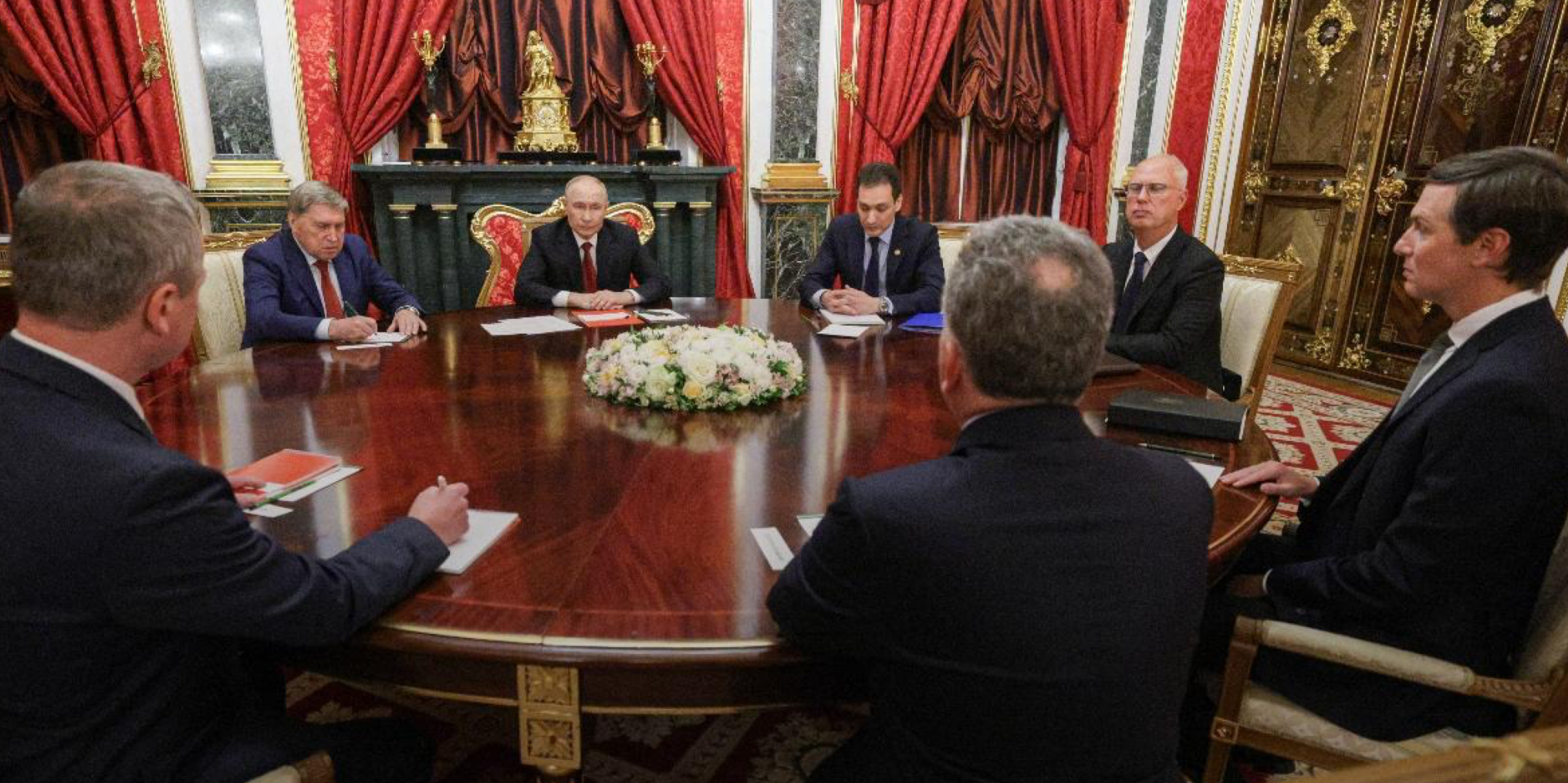 Putin Kiyevə zərbələrin dayandırıldığını açıqlayıb