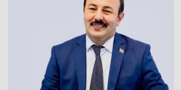 Əkbər Qoşalı Özbəkistan mətbuatına danışdı: “İki qardaş ölkə bu ili quruculuq fəlsəfəsi ilə yaşayır”