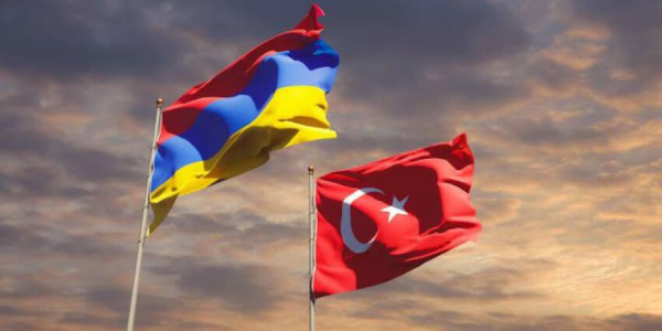Türkiyə və Ermənistan biznesmenləri bir masada: