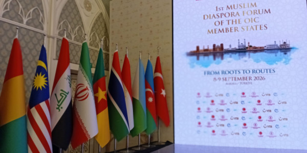 Fuad Muradov: Azərbaycan diasporla iş sahəsində İƏT ölkələri ilə sıx əməkdaşlığın tərəfdarıdır