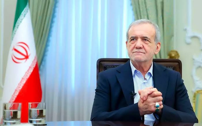 İran prezidentindən ABŞ və İsrailə sərt mesaj
