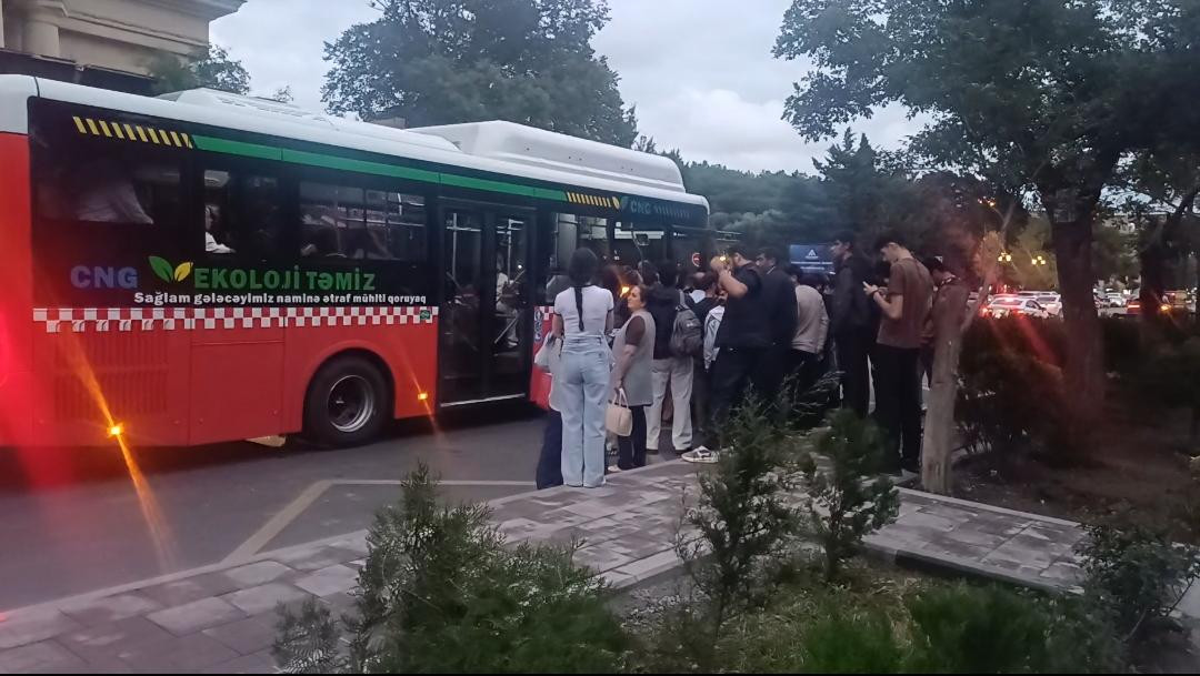 Ekspress avtobuslarda gecikmə -