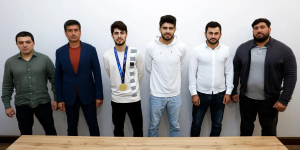 Milli Paralimpiya Komitəsində parataekvondoçularla görüş keçirilib
