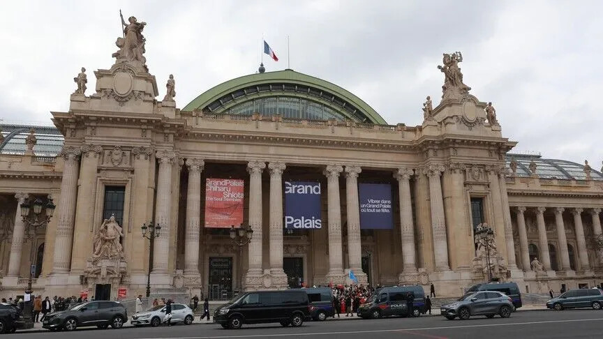 Parisdə beynəlxalq kosmik sammit keçirilir