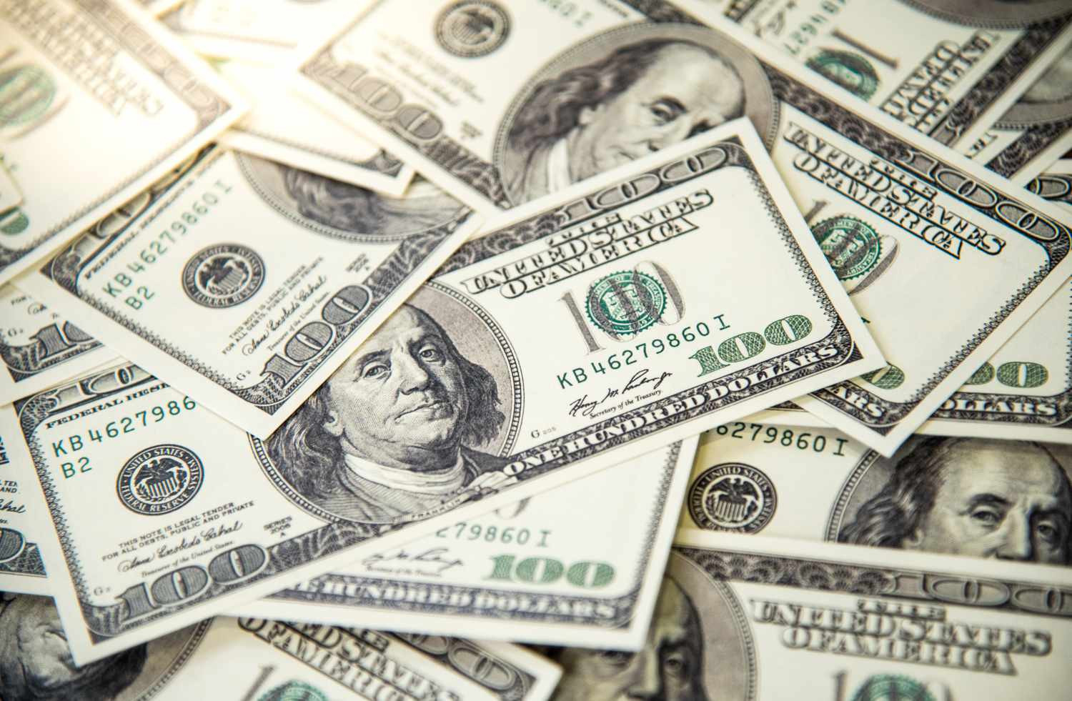 İranda dolların məzənnəsi tarixi rekord vurdu