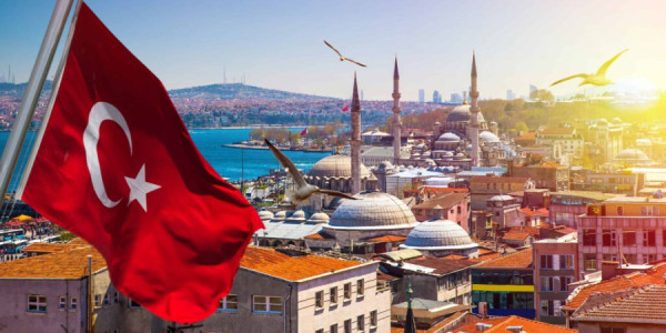 Türkiyə təhsil göstəricilərində ən böyük irəliləyişi göstərib
