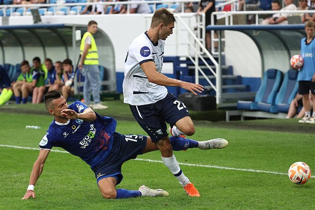 “Fakel”in 2:0 üstünlüyü heç-heçə ilə bitdi
