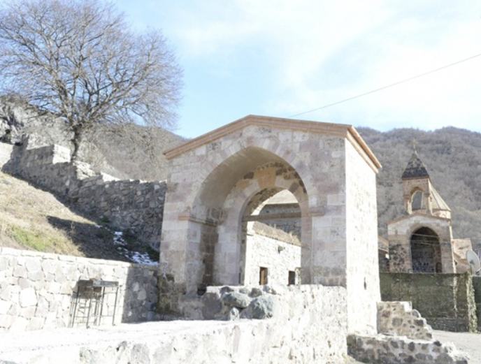 Xarici diplomatlar Xudavəng monastır kompleksini ziyarət ediblər