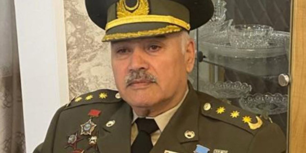 Polkovnik vəfat etdi