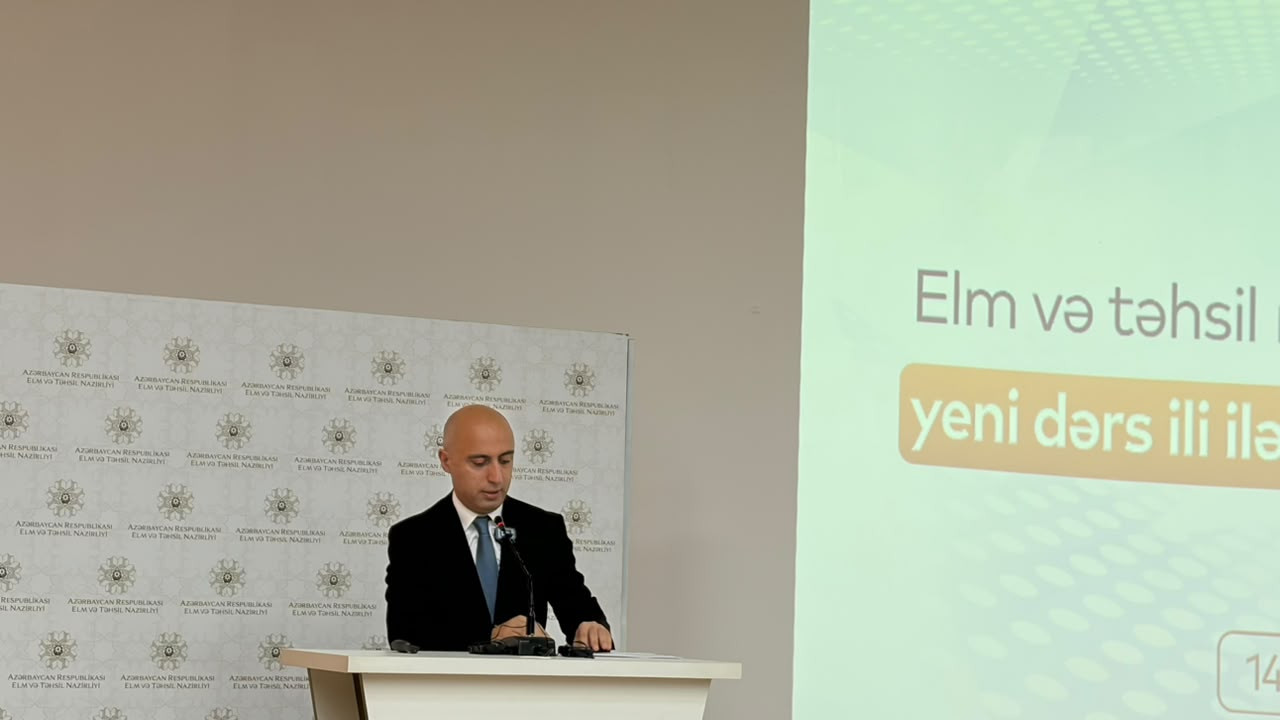 Nazir yeni tədris ili ilə bağlı mətbuat konfransı keçirir