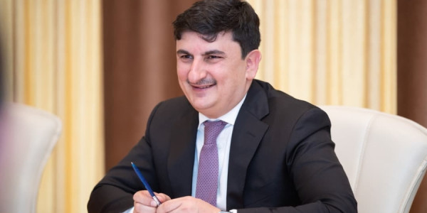 Vüqar Behbudov onu işdən AZAD ETDİ