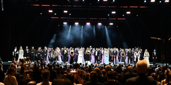 Montrödə Azərbaycanın incəsənət nümayəndələrinin iştirakı ilə qala konsert keçirilib