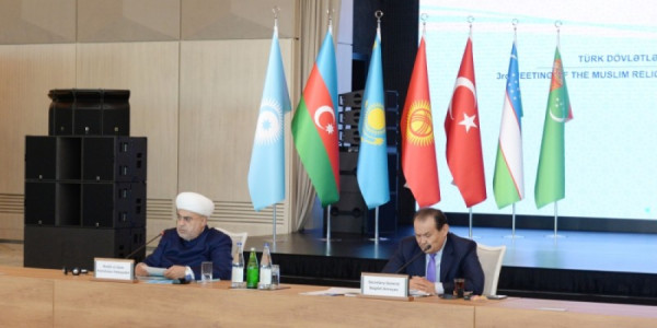 Bakıda bir araya gələn Türk və İslam dünyası: