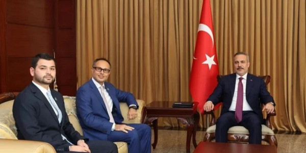 Hakan Fidan Ramil Həsəni ilə görüşdü