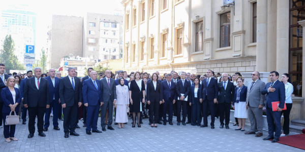 Firudin Qurbanov Türkiyə-Azərbaycan Universitetinin Bilik Günü tədbirində iştirak edib