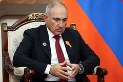 Paşinyan Rusiya hərbi bazasının çıxarılmasını istəmədiyini bildirib