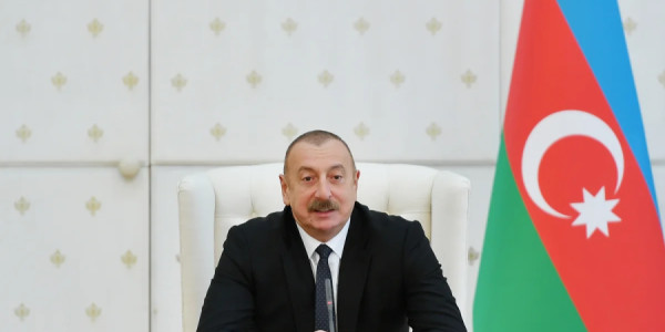 İlham Əliyev Şamaxıda "Nəsimi Bağları" kompleksi ilə tanış olub