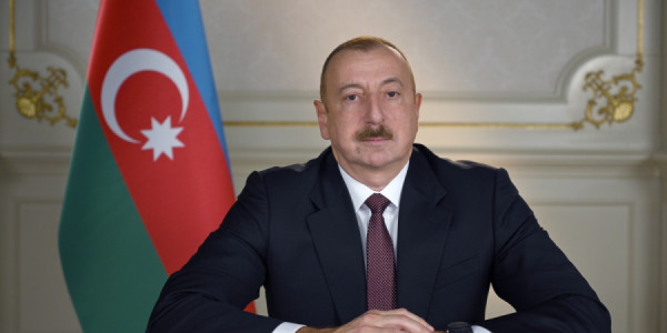 Azərbaycan Prezidenti Şamaxıda Pir Ömər Sultan ziyarətgahında aparılan konservasiya işləri ilə tanış olub