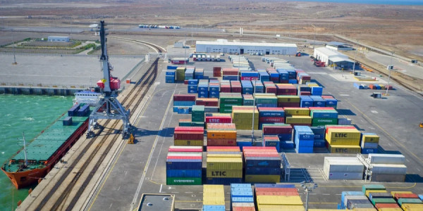 Bakı Limanında yük dövriyyəsi 5,5 milyon tonu keçib