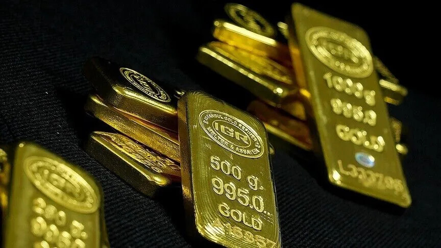 Qızılın qiyməti 2,4% bahalaşdı