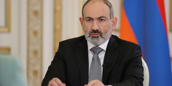 Avropa Paşinyanı ələ alır -