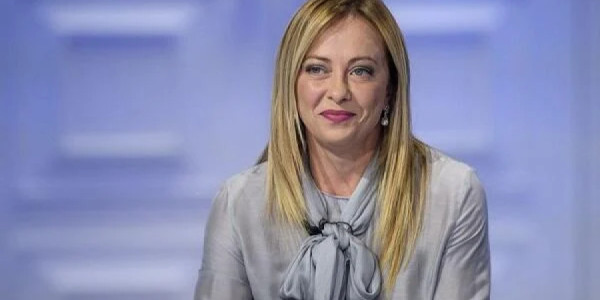 Meloni- Putinin təxribatlarına reaksiya verməməliyik