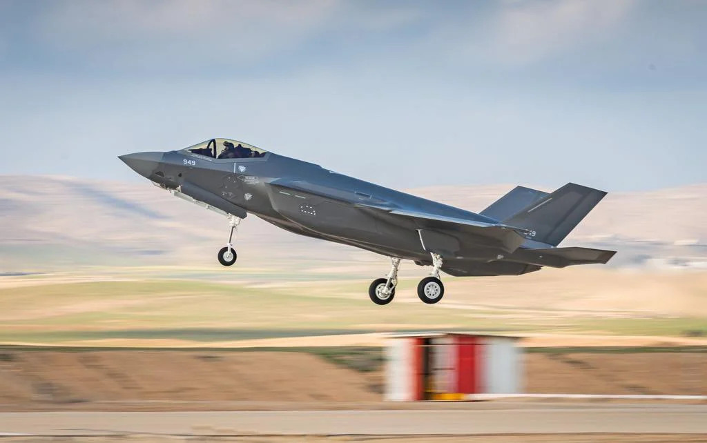 İsrailin F-35-lərinə uzaqmənzilli yeni bomba inteqrasiya edilir