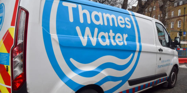 Britaniya parlamentinin komitəsi Thames Water-ın dövlət nəzarətinə keçirilməsini istəyir