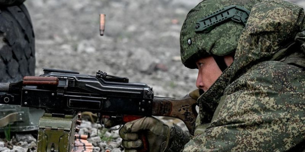 Rusiya ordusu Donetskdən iki yaşayış məntəqəsini ələ keçirdiyini açıqlayıb