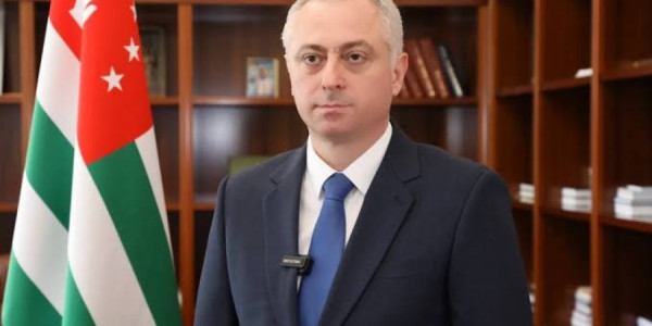 Abxaziya prezidenti Rusiya Dövlət Dumasına seçkilərdə səs verib