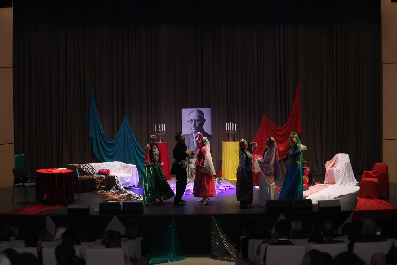 “Arşın mal alan” operettası Lənkəran teatrının təqdimatında Xankəndidə nümayiş olunub