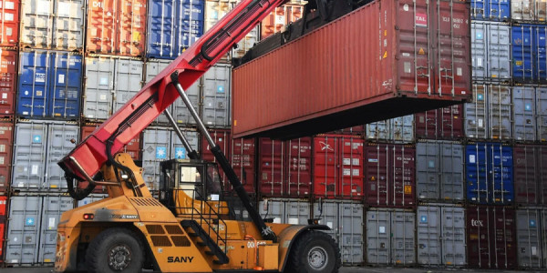 Gürcüstanın Azərbaycandan mal idxalı 23 % artıb