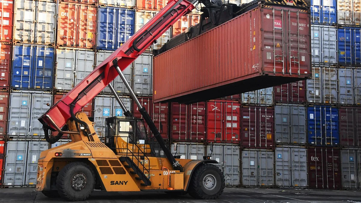 Gürcüstanın Azərbaycandan mal idxalı 23 % artıb