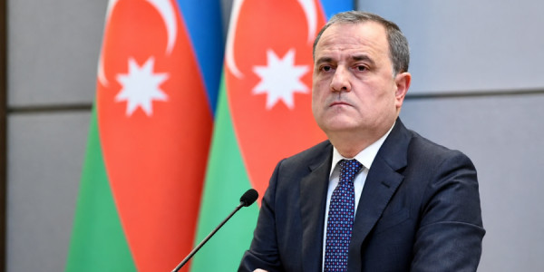 Ceyhun Bayramov dünya iqtisadi liderlərinin qeyri-rəsmi naharında iştirak edib