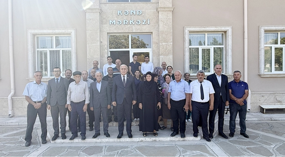 Milli Məclisin deputatı Vüqar Rəhimzadə Culfada seçiciləri ilə növbəti görüşünü keçirib