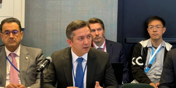 Yalçın Rəfiyev BMT Baş Assambleyasında müxtəlif mövzularda çıxış edib