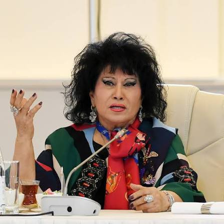 Zeynəb Xanlarova əməliyyat olunub