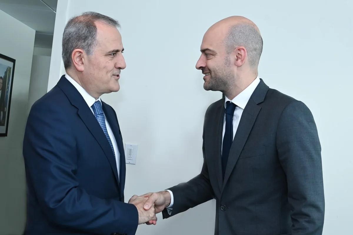 Azərbaycan və Fransanın XİN başçıları görüşüb