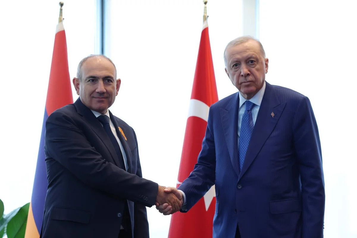 Ərdoğanla Paşinyan Azərbaycan-Ermənistan sülh prosesini müzakirə edib