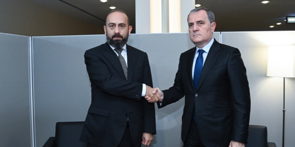 Azərbaycan və Ermənistan birbaşa dialoqu davam etdirmək barədə razılığa gəlib