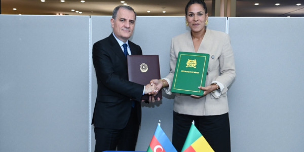 Azərbaycan və Benin vizadan qarşılıqlı azadolma barədə saziş imzalayıb