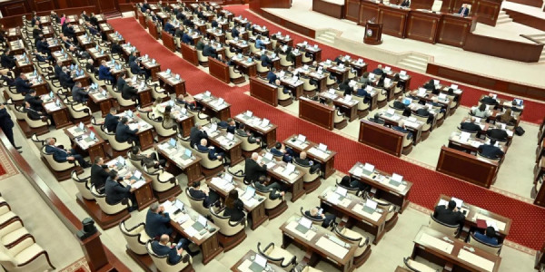 Parlament Anım Günü ilə əlaqədar Bəyanat qəbul edəcək